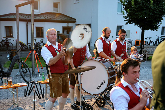 Niederalmer Dorfplatzfest 2024