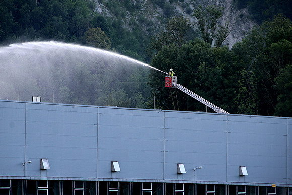 Großbrand bei Emco Hallein