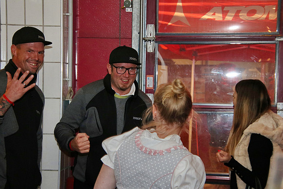 Brandheiße Partynight 2022