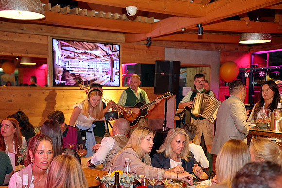 Kirtag Warm-Up in der Fuchserei