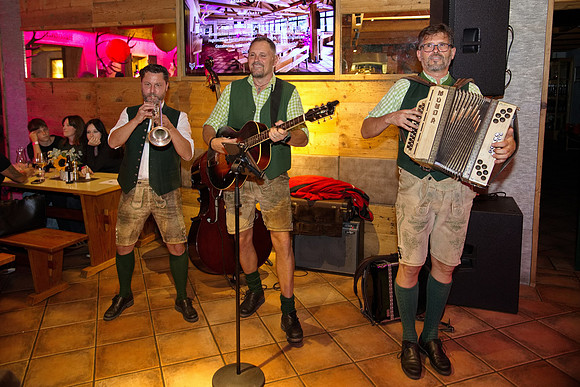 Kirtag Warm-Up in der Fuchserei