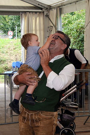 St. Leonhard Kirtag - Famiien Sonntag