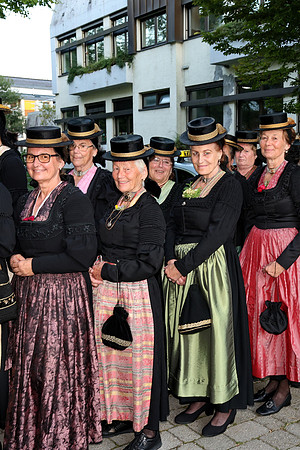 35. Jahre - St. Leonharder Trachtenfrauen