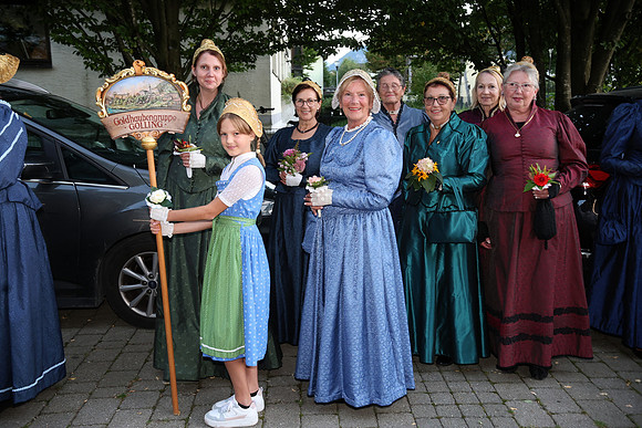 35. Jahre - St. Leonharder Trachtenfrauen