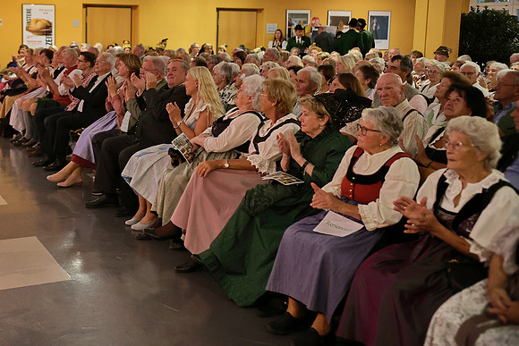 35. Jahre - St. Leonharder Trachtenfrauen
