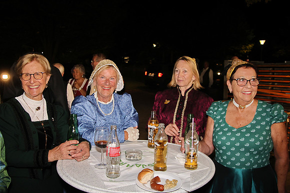 35. Jahre - St. Leonharder Trachtenfrauen