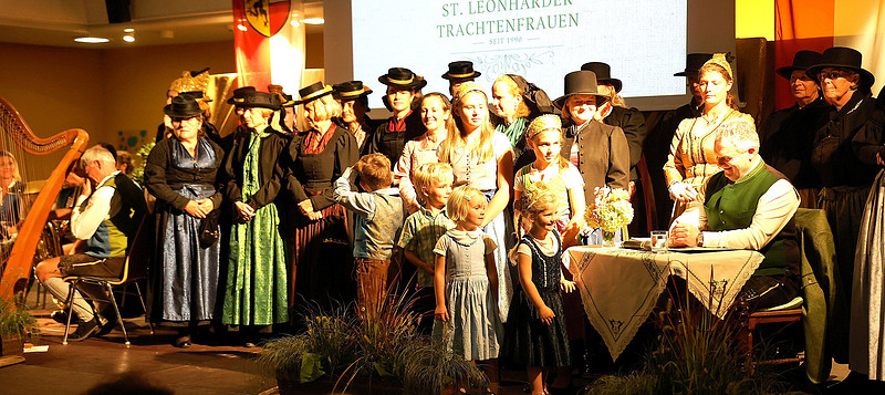 35. Jahre - St. Leonharder Trachtenfrauen