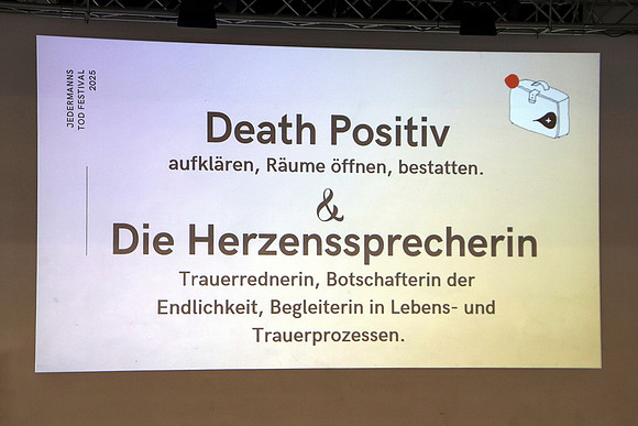 Speeddating und Sargbar