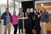 Speeddating und Sargbar