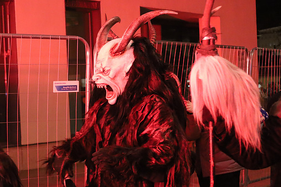 Krampuslauf am Stern-Advent