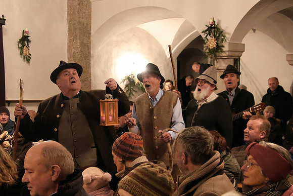Adventsingen in St. Leonhard