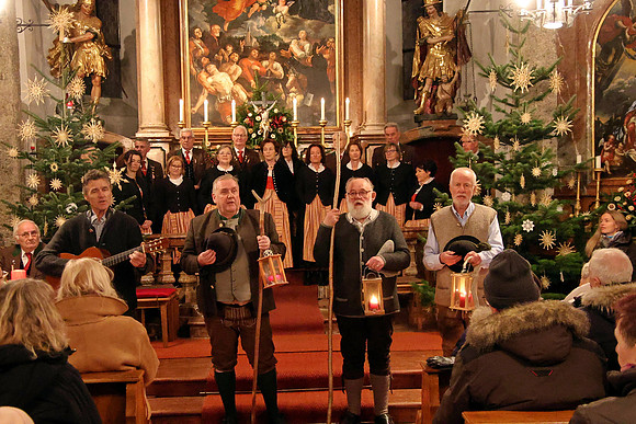 Adventsingen in St. Leonhard