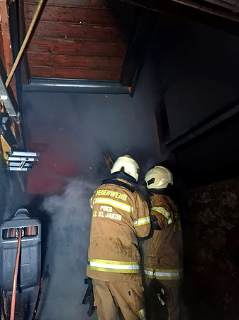 Brand in Puch