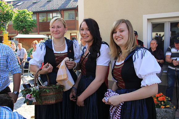 01.05.2014 Maibaumaufstellen Bad Vigaun