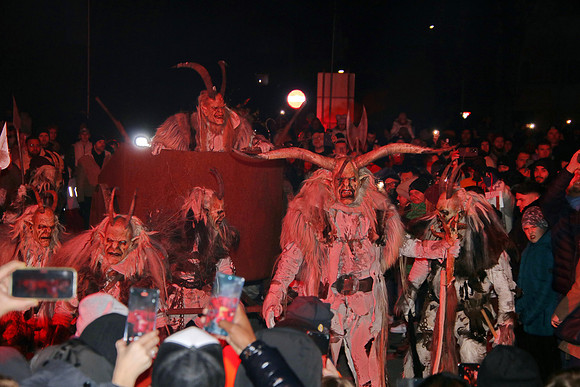 St. Leonharder Krampus Show