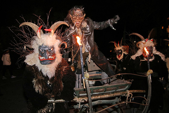 St. Leonharder Krampus Show
