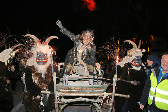 St. Leonharder Krampus Show