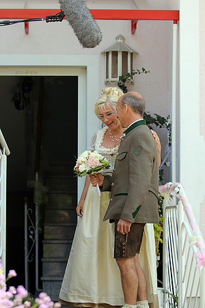 Bernhard holt Wendy ab