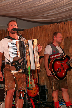 Brandheiße Partynight 2022