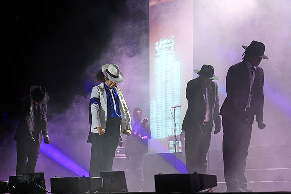 „BEAT IT! – Die Erfolgsshow über den King of Pop!“