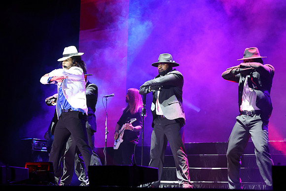 „BEAT IT! – Die Erfolgsshow über den King of Pop!“