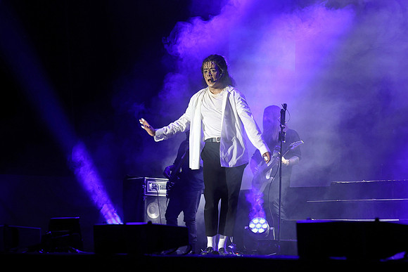 „BEAT IT! – Die Erfolgsshow über den King of Pop!“