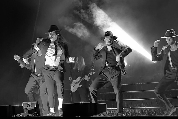 „BEAT IT! – Die Erfolgsshow über den King of Pop!“