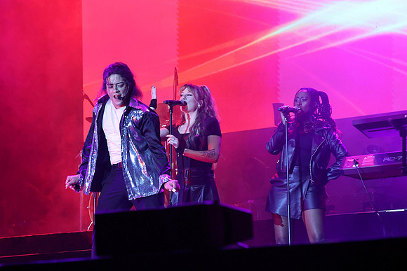 „BEAT IT! – Die Erfolgsshow über den King of Pop!“