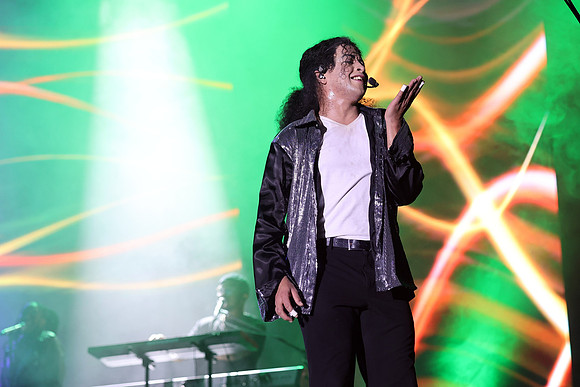 „BEAT IT! – Die Erfolgsshow über den King of Pop!“