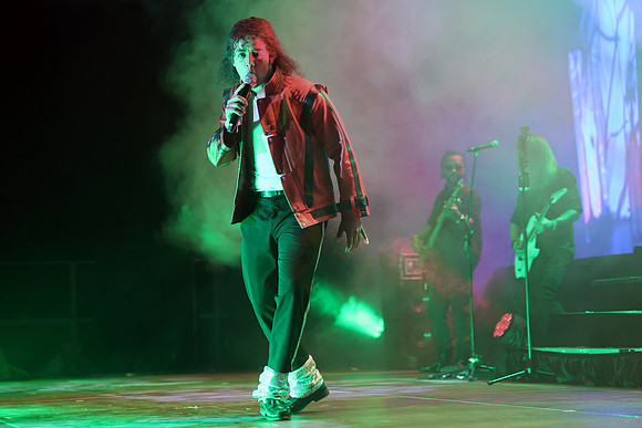 „BEAT IT! – Die Erfolgsshow über den King of Pop!“