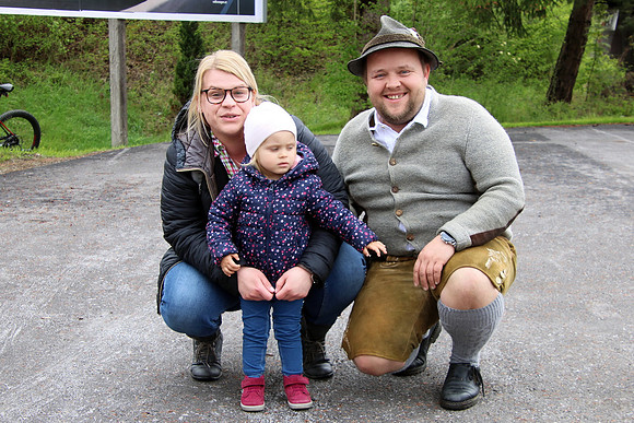 01.05.2022 Maibaumaufstellen Bad Vigaun