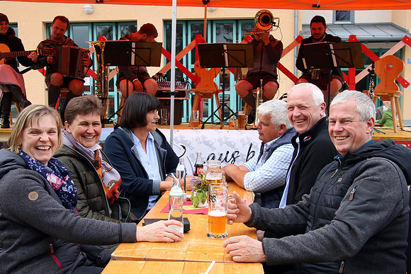 01.05.2022 Maibaumaufstellen Bad Vigaun