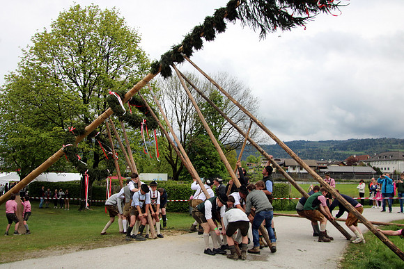 01.05.2022 Maibaumaufstellen Kuchl