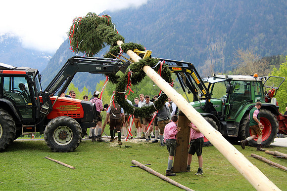 01.05.2022 Maibaumaufstellen Kuchl