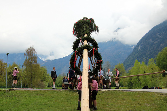 01.05.2022 Maibaumaufstellen Kuchl