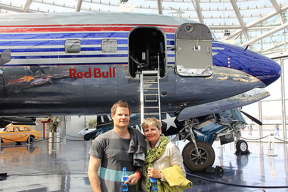 An Board im Hangar-7