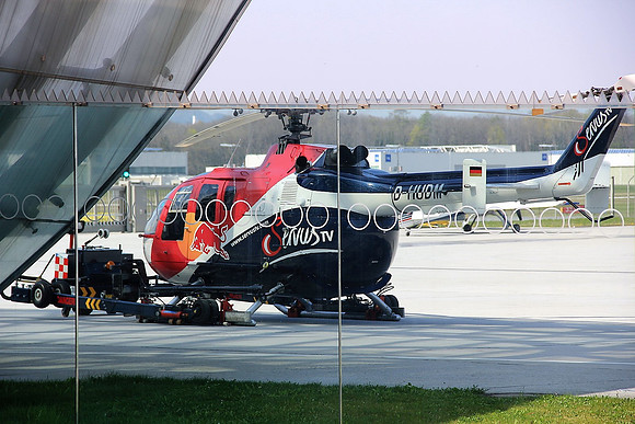 An Board im Hangar-7