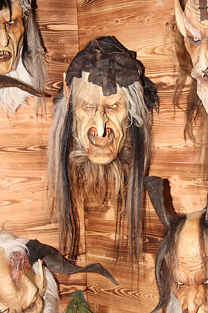 Perchten & Krampus