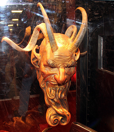 Perchten & Krampus