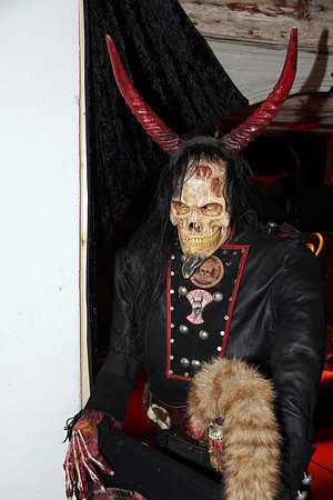 Perchten & Krampus