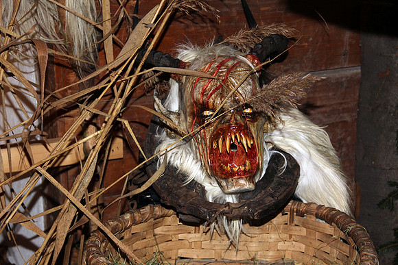 Perchten & Krampus