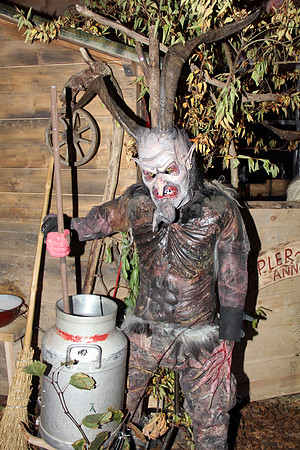 Perchten & Krampus