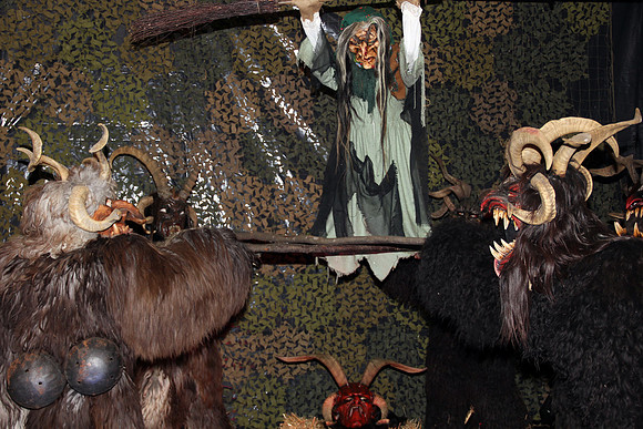 Perchten & Krampus