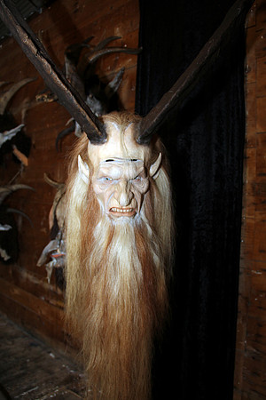 Perchten & Krampus