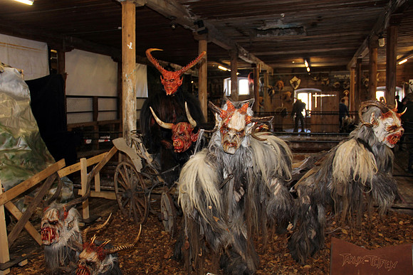 Perchten & Krampus