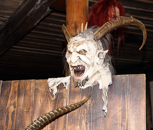 Perchten & Krampus
