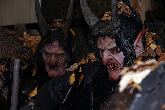 Perchten & Krampus