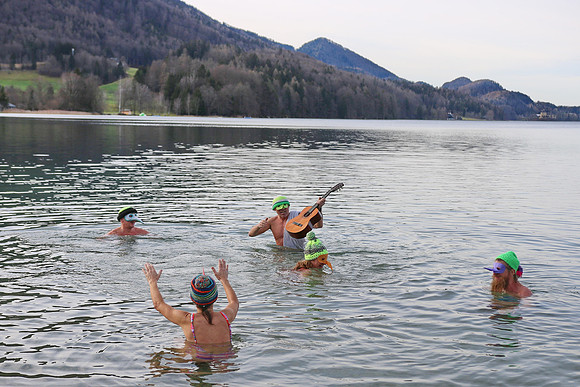 Silvesterschwimmen am Fuschlsee