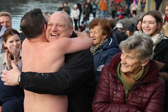Silvesterschwimmen am Fuschlsee