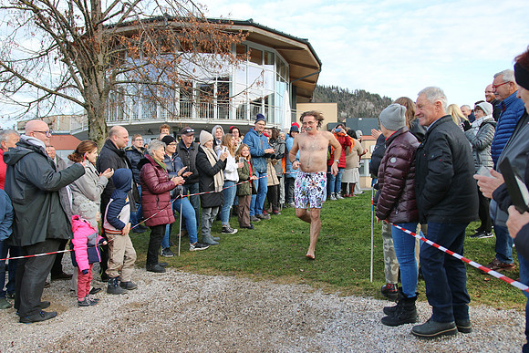 Silvesterschwimmen am Fuschlsee